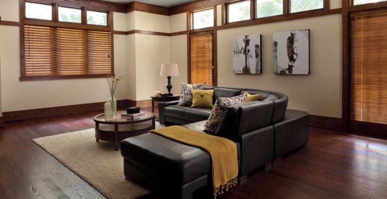 Philadelphia hardwood floor and blinds